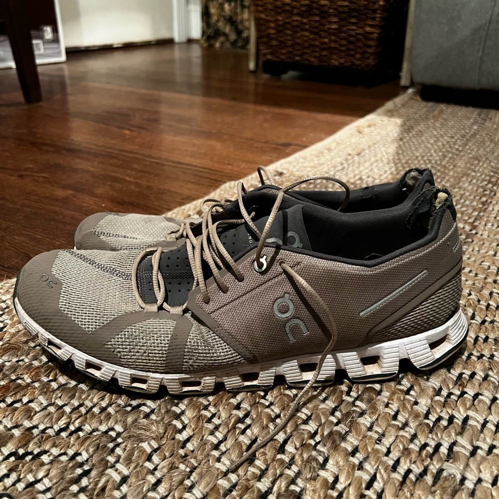 Onrunning shoes -cloud- size 12.5